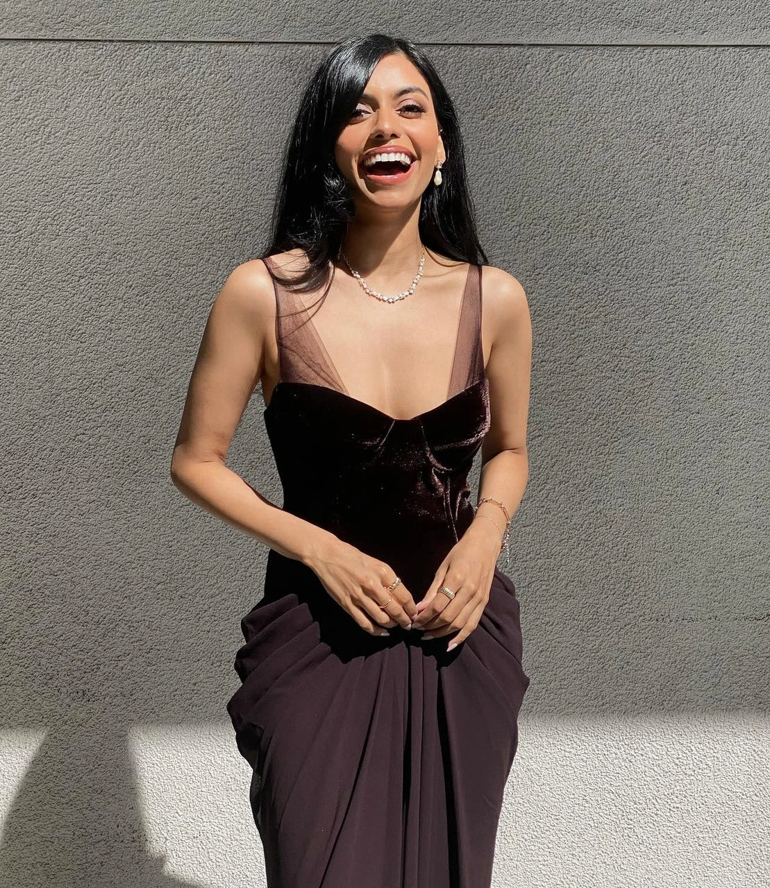 Vestido Weitese de terciopelo con bustier, vestido largo drapeado, marrón, sin mangas, tirantes regulares, vestido de fiesta de corte sirena/trompeta